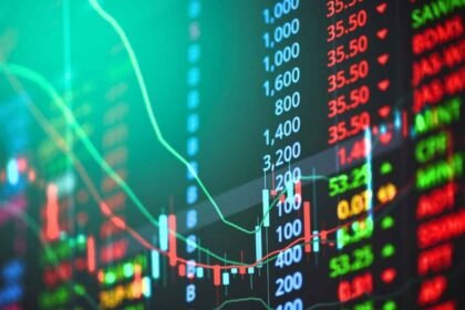 Bridging Web2 and Web3: Metropolis Explores the Future of Digital Interaction Through Storytelling, Art, and Virtual Experiences